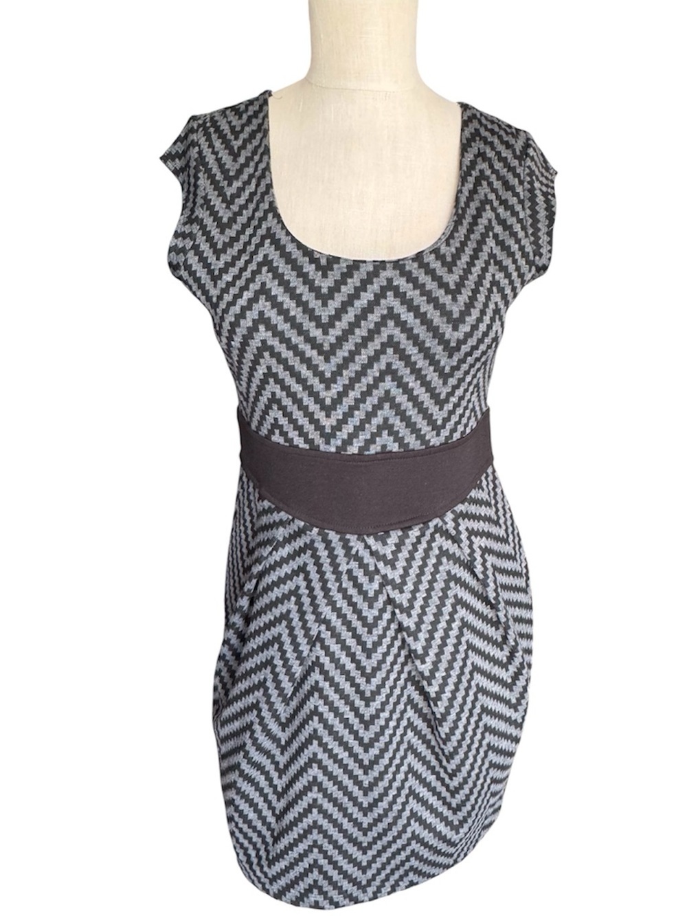 Bebop Y2K Herringbone Gray Black Short Sleeve Mini Sheath Dress Sz M